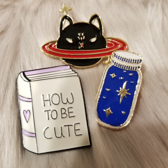 SUNDAY SALE 🖤How to be cute pins set of 3 - Picture 1 of 3